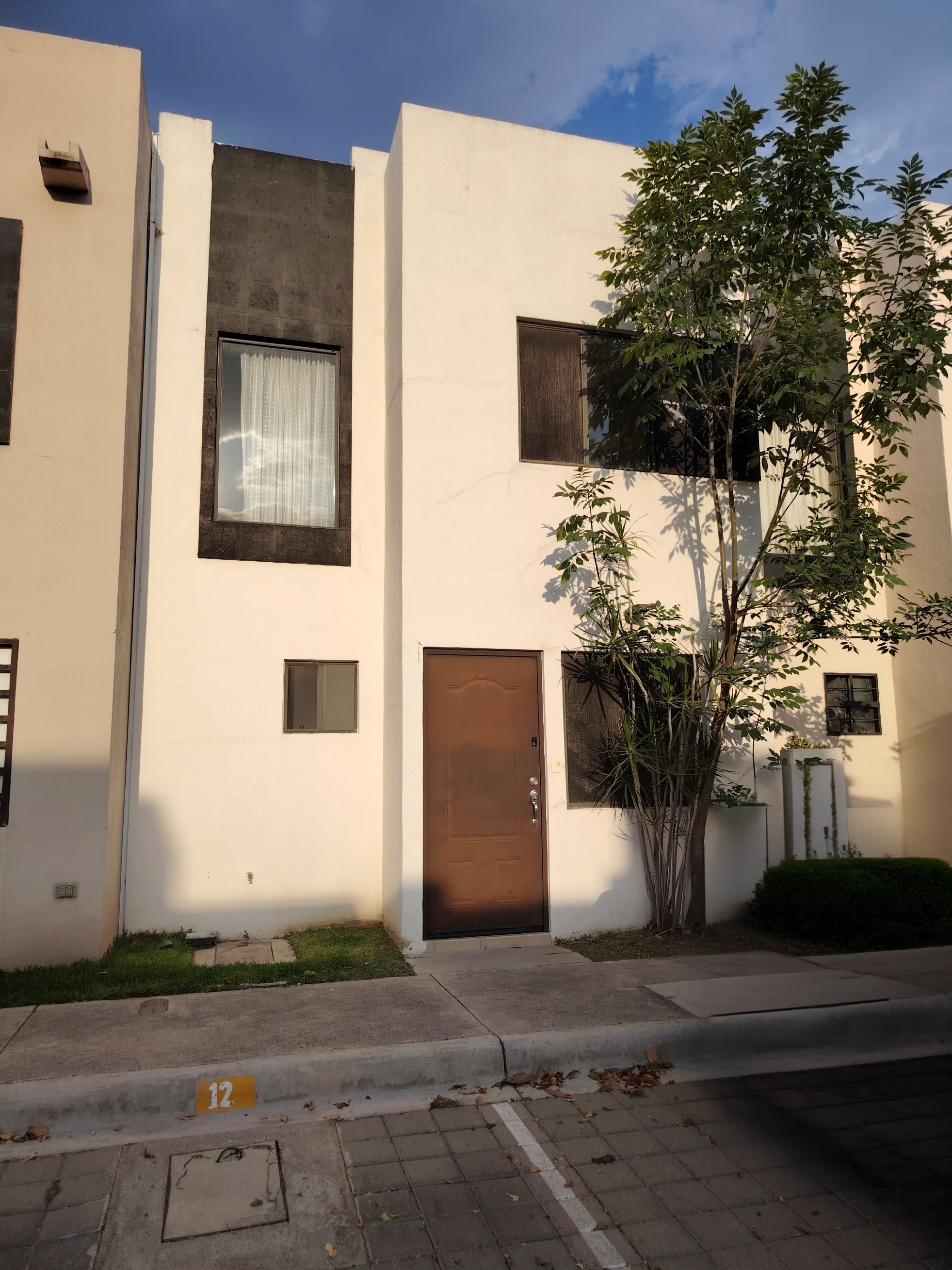 Cas en venta en Rincones del Marqués