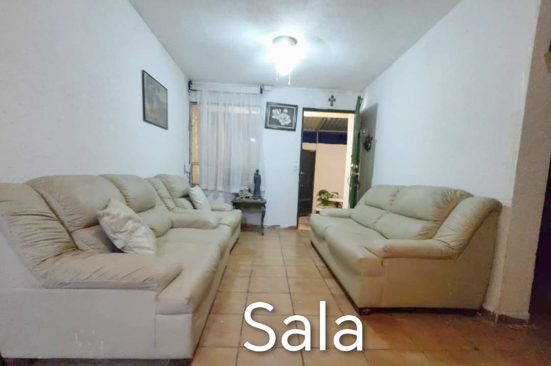 ¡CÓMODA CASA DE UN NIVEL EN PIE DE LA CUESTA! — foto 2