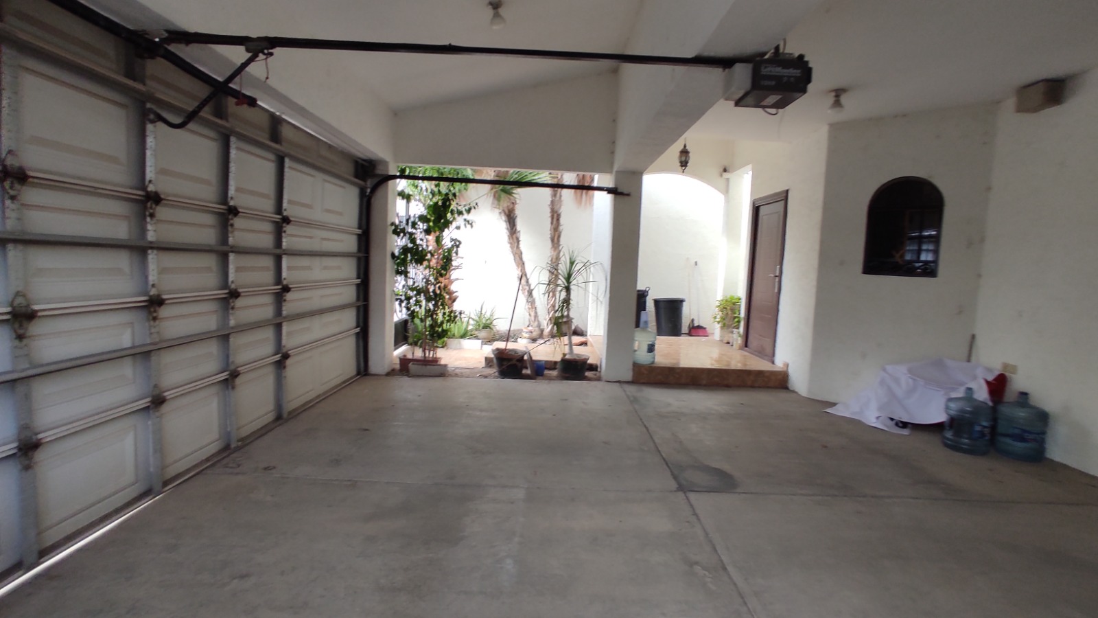 VENTA DE CASA EN COLONIA LOS PORTALES — foto 2
