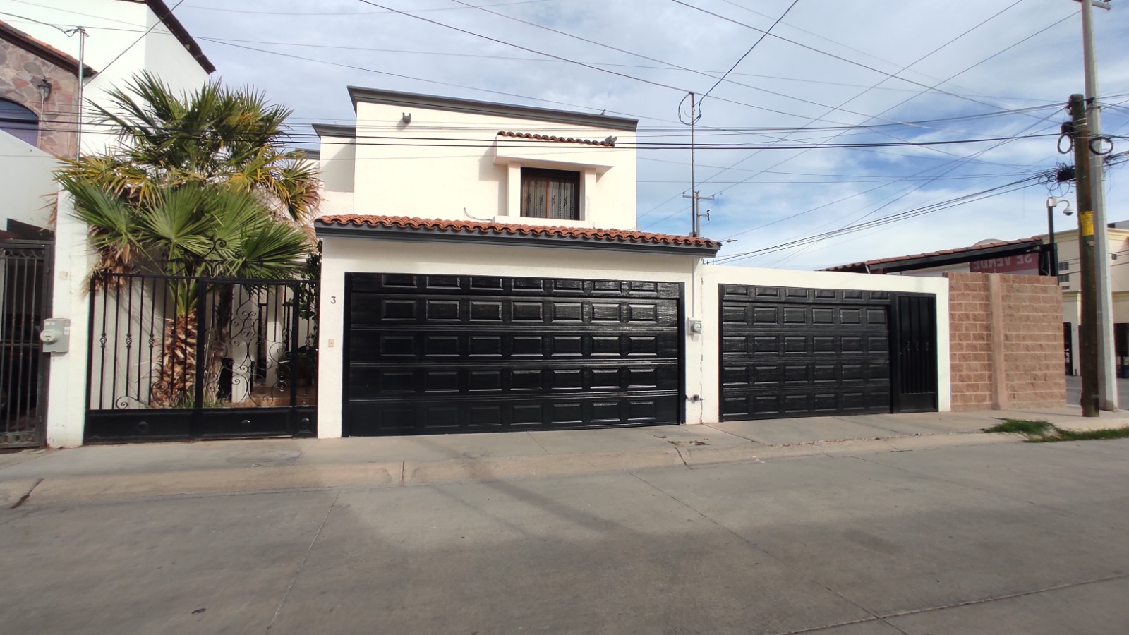 VENTA DE CASA EN COLONIA LOS PORTALES