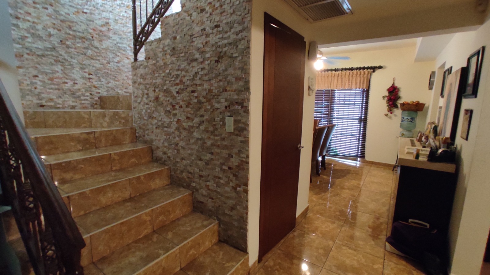 VENTA DE CASA EN COLONIA LOS PORTALES — foto 3