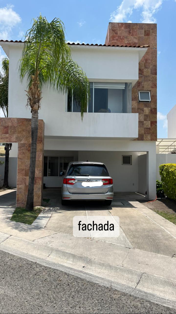 Casa en condominio en Juriquilla Santa Fé