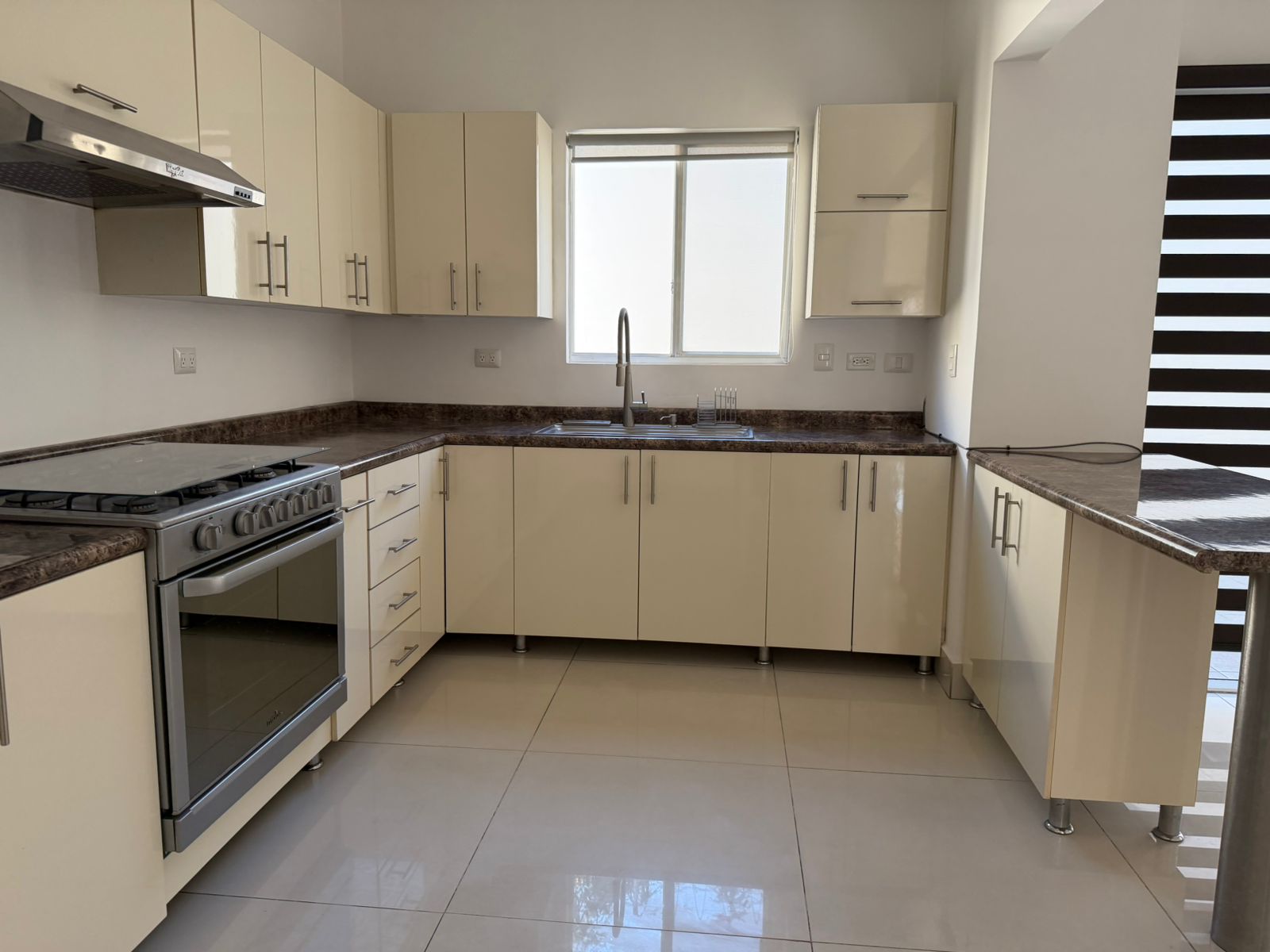 Casa en renta Puerta de Hierro Privada zaragoza — foto 3