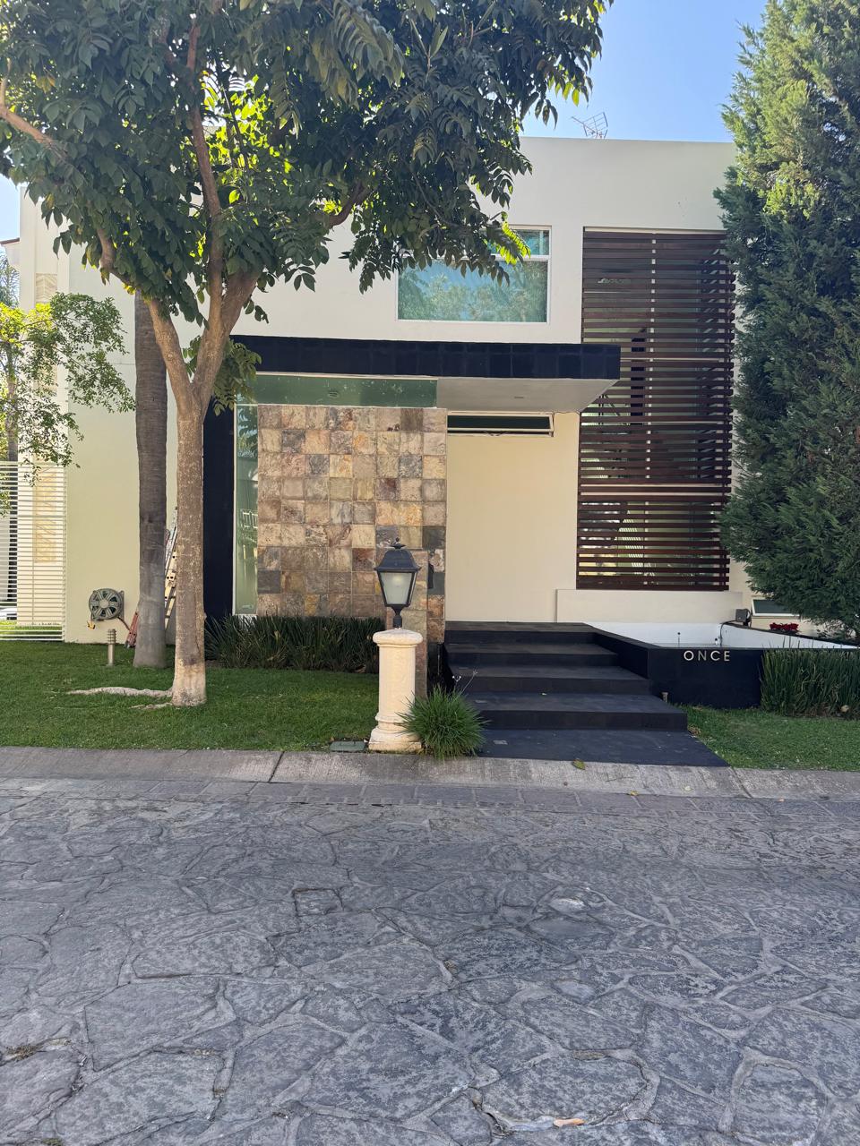 Renta de Casa en coto privado
